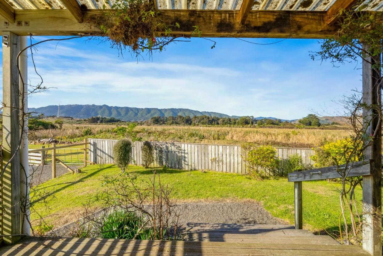 Cottage On Rutherford - Waikanae Holiday Home Exteriör bild