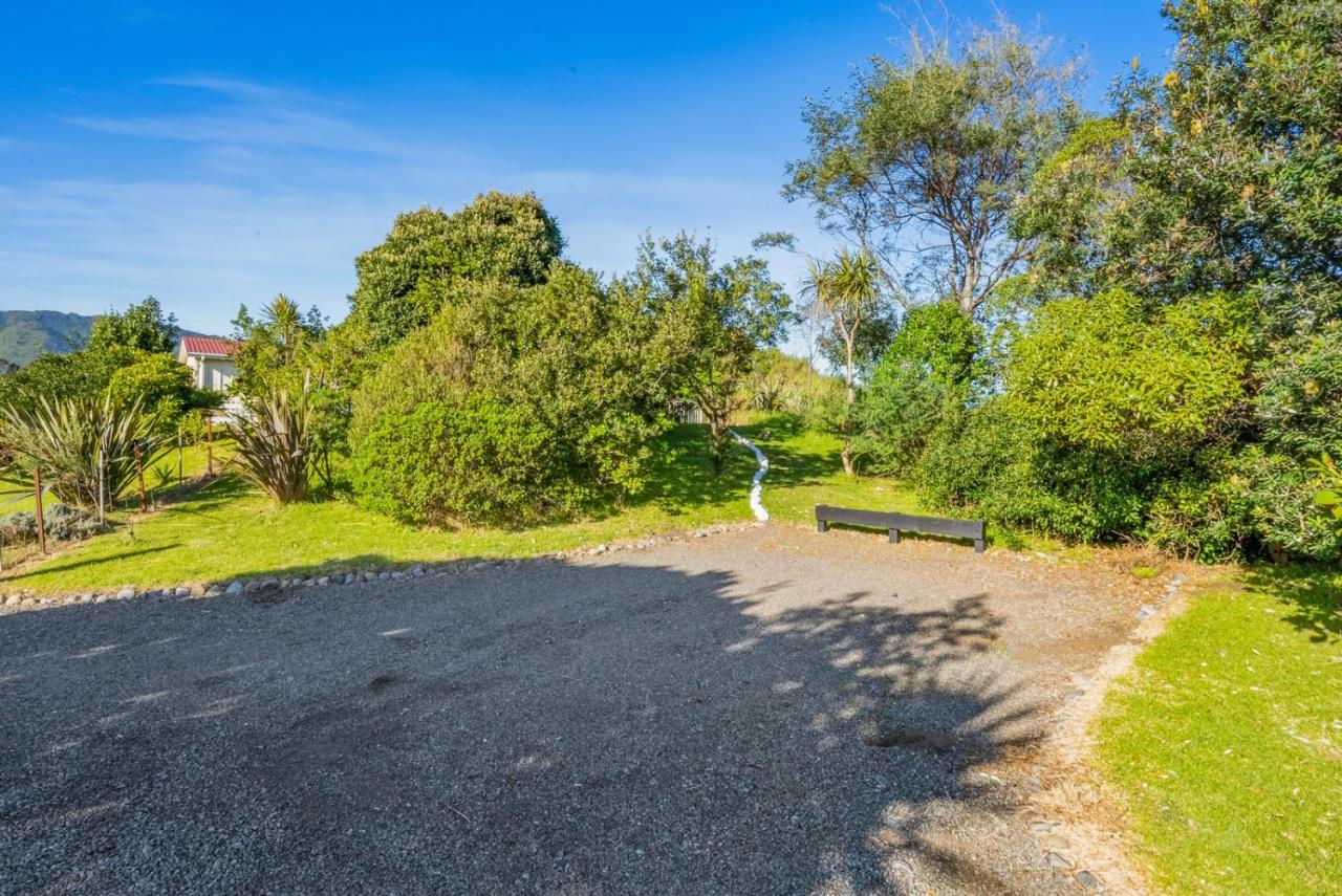 Cottage On Rutherford - Waikanae Holiday Home Exteriör bild